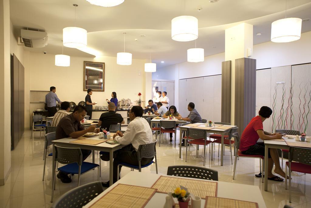 Cordela Hotel Medan Zewnętrze zdjęcie