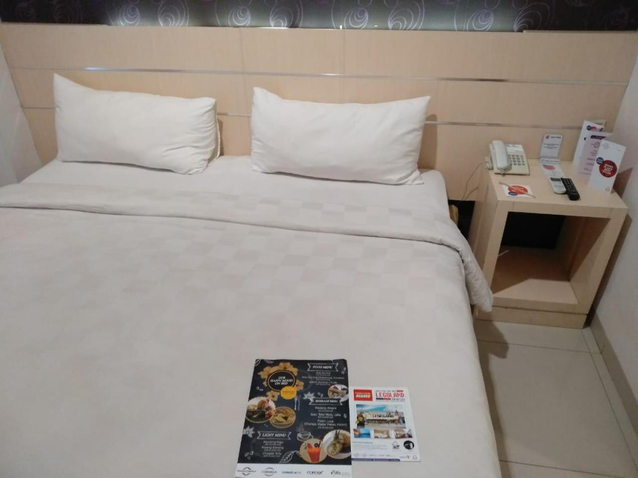 Cordela Hotel Medan Zewnętrze zdjęcie